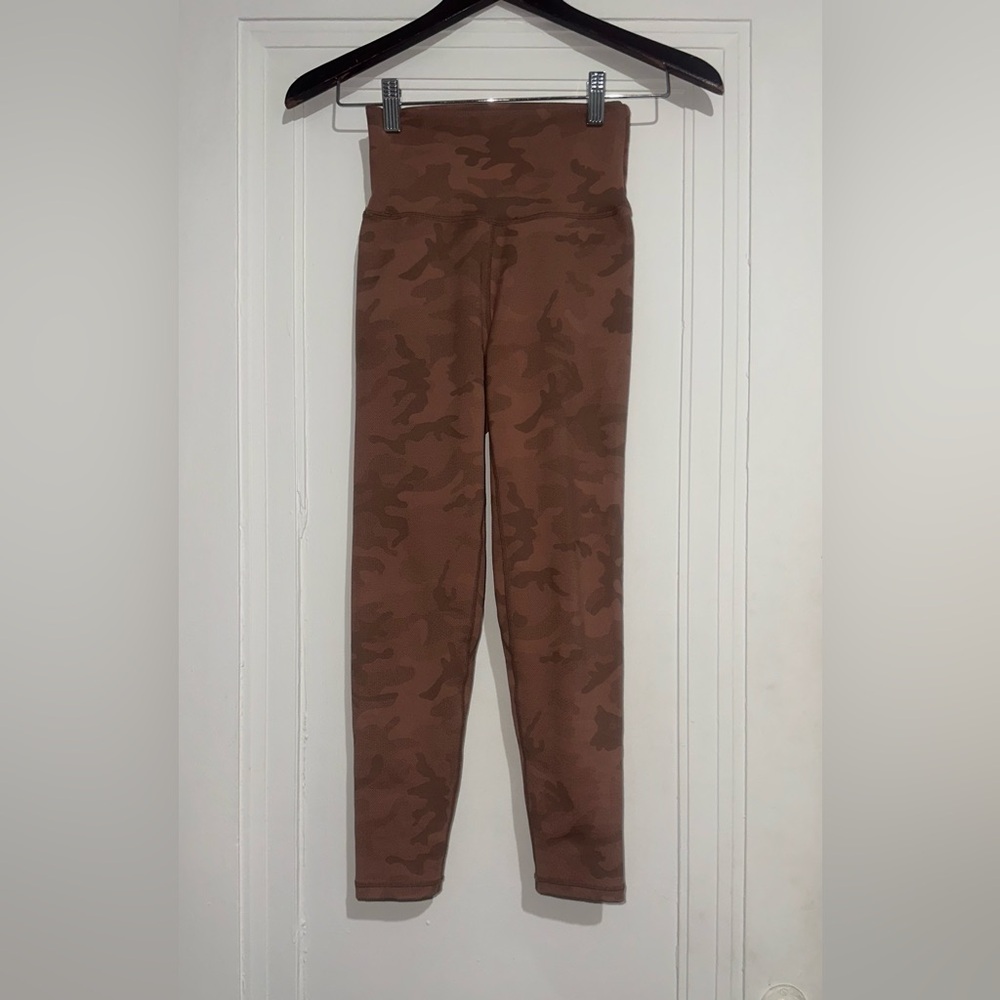 P’tula Pinkish/Brown Camouflage Leggings